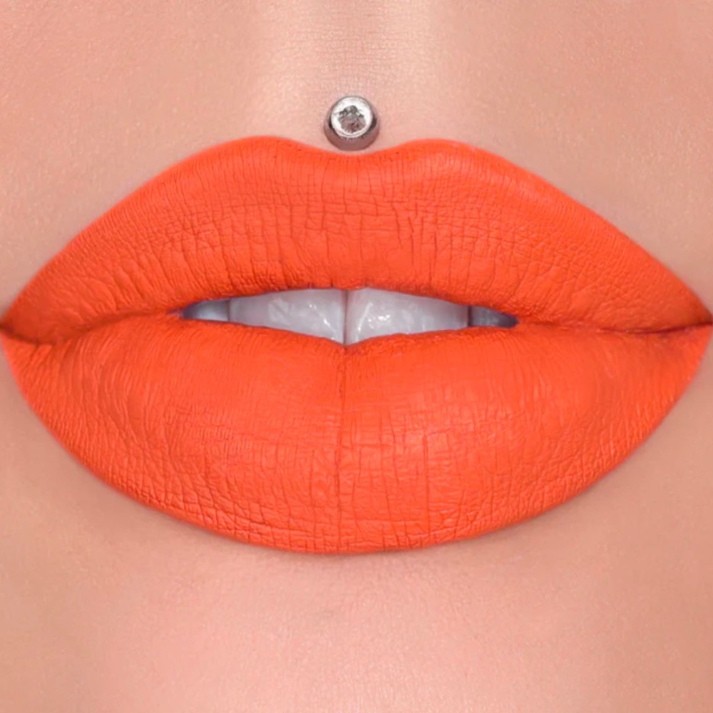 New Jeffree Star “Tangerine Queen” Velour liquid lipstick